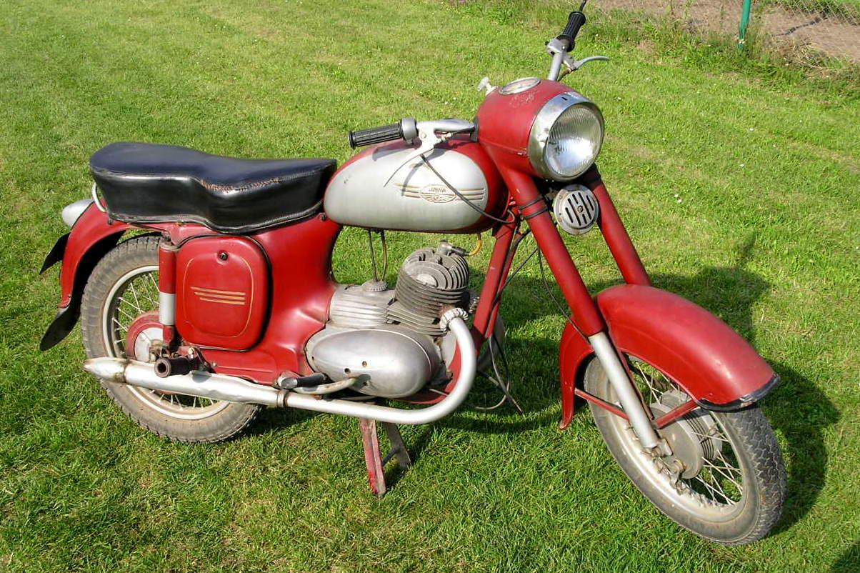 jawa 125cc motorcycle